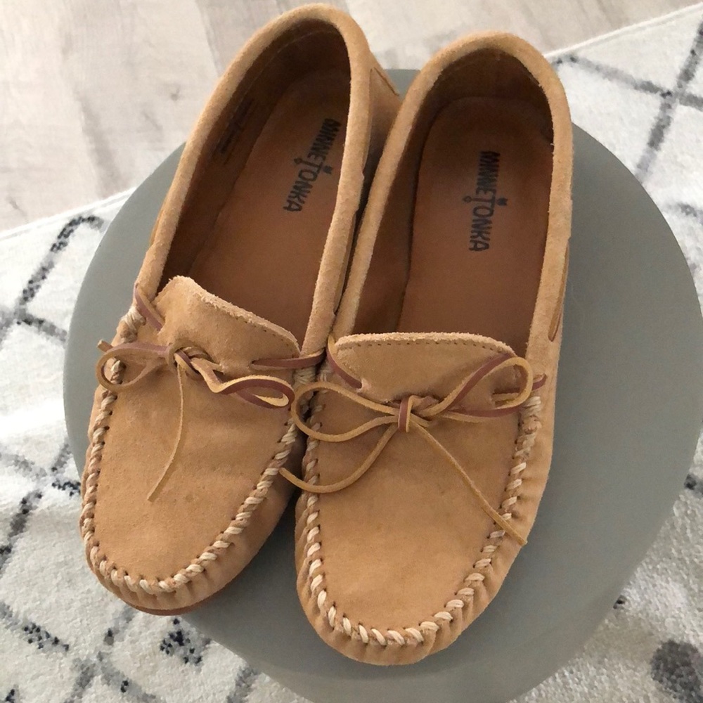 Minnetonka men’s size 10 moccasins